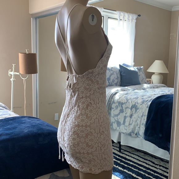 Angl lace dress - Picture 4 of 6